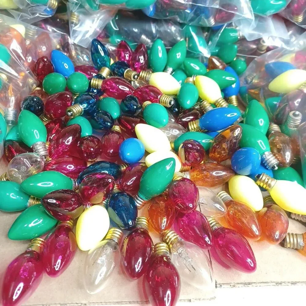 Lot 110 Colored Christmas Light Bulbs - C 7 Show Light Multicolor Some Blink